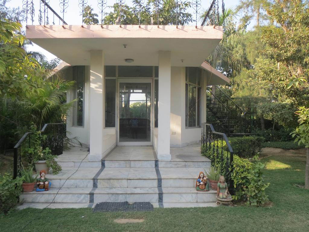 نيودلهي Green Villa Bed & Breakfast المظهر الخارجي الصورة