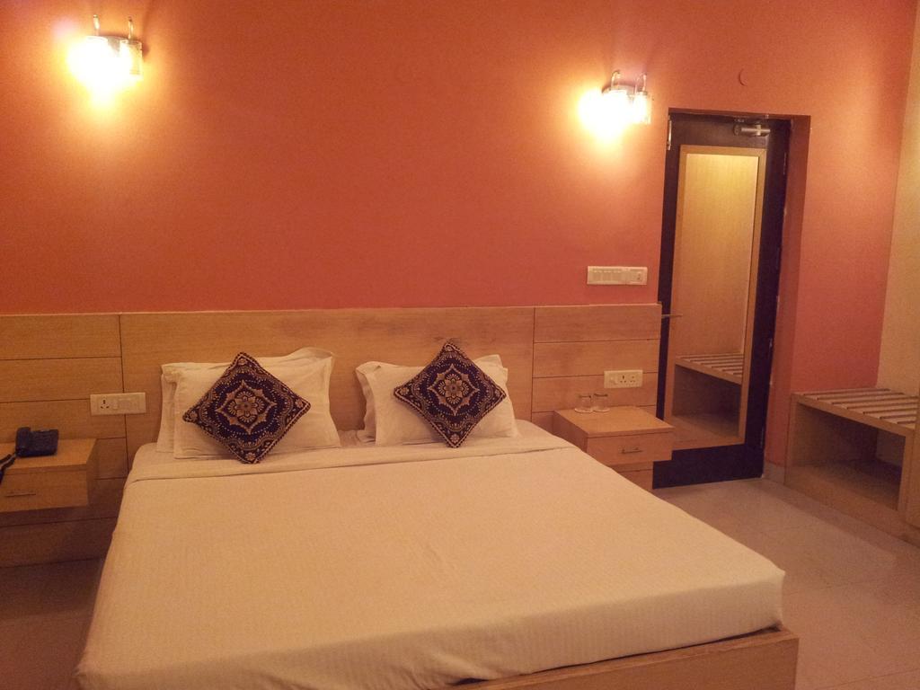 نيودلهي Green Villa Bed & Breakfast المظهر الخارجي الصورة