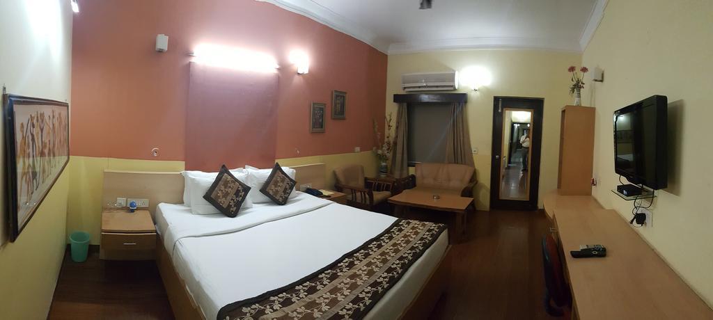 نيودلهي Green Villa Bed & Breakfast المظهر الخارجي الصورة