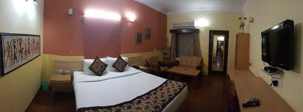 نيودلهي Green Villa Bed & Breakfast المظهر الخارجي الصورة